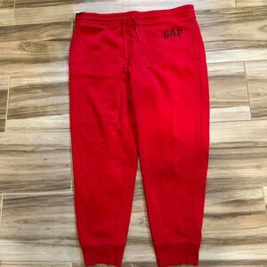 Gap Men's Red Joggers-tracksuits
